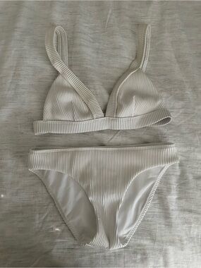 Hollister Ribbed Off-white Triangle Bikini Top Only